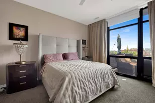 1033 W 14th Pl, Chicago, IL 60608 - Photo 14