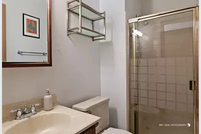 2401 Mallard Drive, Lindenhurst, IL 60046 - Photo 18