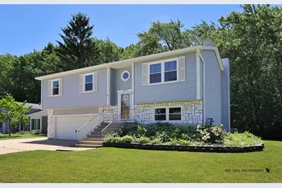 2401 Mallard Drive, Lindenhurst, IL 60046 - Photo 1