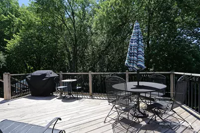 2401 Mallard Drive, Lindenhurst, IL 60046 - Photo 20