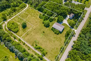 2802 N Ringwood Rd, McHenry, IL 60050 - Photo 2