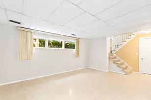 2825 Grissom Ct, Woodridge, IL 60517 - Photo 14