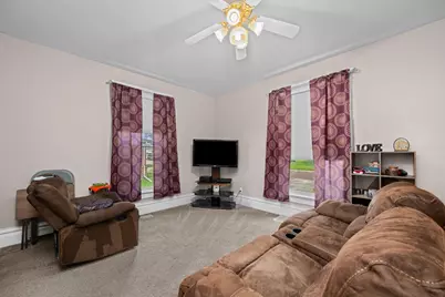 505 E Main Street, Morrison, IL 61270 - Photo 12