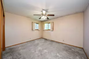 1251 Trillium Ct, Batavia, IL 60510 - Photo 6