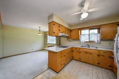 1251 Trillium Court, Batavia, IL 60510 - Photo 4