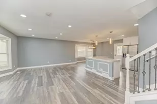 585 Cambridge Way, Bolingbrook, IL 60440 - Photo 4