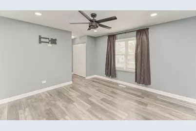 585 Cambridge Way, Bolingbrook, IL 60440 - Photo 16