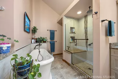 904 Santa Rosa Avenue, Wheaton, IL 60187 - Photo 22