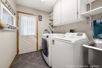 904 Santa Rosa Avenue, Wheaton, IL 60187 - Photo 16