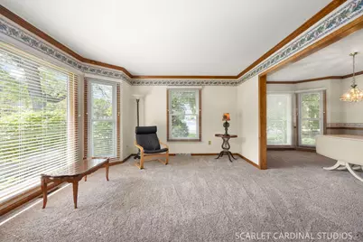 904 Santa Rosa Avenue, Wheaton, IL 60187 - Photo 6