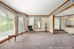 904 Santa Rosa Ave, Wheaton, IL 60187 - Photo 6