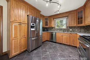 904 Santa Rosa Ave, Wheaton, IL 60187 - Photo 12