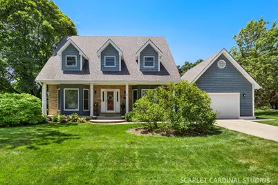 904 Santa Rosa Avenue, Wheaton, IL 60187 - Photo 2