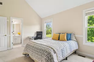 175 Clover Hill Ln, North Barrington, IL 60010 - Photo 20
