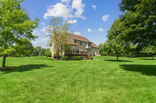 175 Clover Hill Ln, North Barrington, IL 60010 - Photo 38