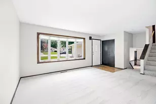 52 Emery Dr, Bourbonnais, IL 60914 - Photo 4