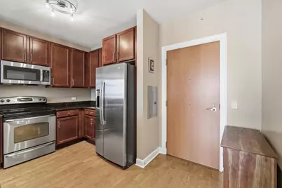 100 E 14th Street #1209, Chicago, IL 60605 - Photo 4