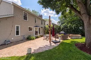 2205 Riverlea Cir, Naperville, IL 60565 - Photo 4