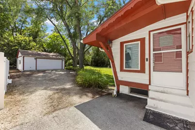 316 W 5th Avenue, Naperville, IL 60563 - Photo 18