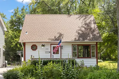 316 W 5th Avenue, Naperville, IL 60563 - Photo 2
