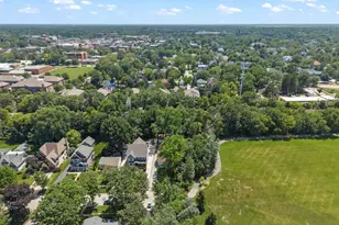 316 W 5th Ave, Naperville, IL 60563 - Photo 30