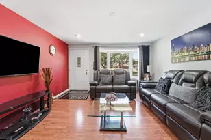 1509 Chatham Ln, Schaumburg, IL 60193 - Photo 8