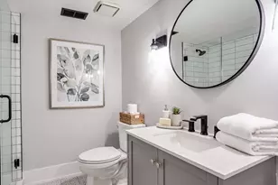 6226 N Le Mai Ave, Chicago, IL 60646 - Photo 24