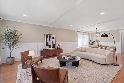 6226 N Le Mai Avenue, Chicago, IL 60646 - Photo 2