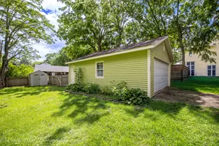 320 E High St, Sycamore, IL 60178 - Photo 30