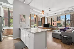 812 W Van Buren St, Chicago, IL 60607 - Photo 2