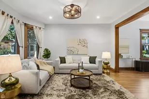 3757 N Bosworth Ave, Chicago, IL 60613 - Photo 4