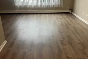 5740 W 108th St, Chicago Ridge, IL 60415 - Photo 2
