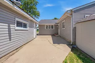 504 Rambler Ln, Streamwood, IL 60107 - Photo 24