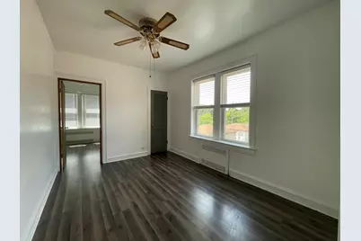 5832 N Virginia Avenue #2, Chicago, IL 60659 - Photo 10