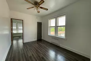 5832 N Virginia Ave, Chicago, IL 60659 - Photo 10