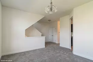 69 Melrose Ct, South Elgin, IL 60177 - Photo 4