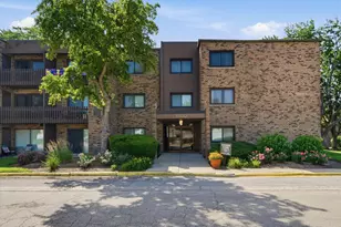 1100 E Randville Dr, Palatine, IL 60074 - Photo 2