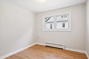 837 Lange St, Mundelein, IL 60060 - Photo 10