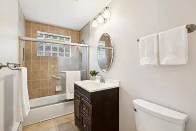 837 Lange Street, Mundelein, IL 60060 - Photo 8