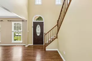 1175 Lakewood Cir, Naperville, IL 60540 - Photo 6