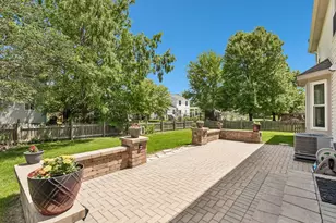 1175 Lakewood Cir, Naperville, IL 60540 - Photo 56