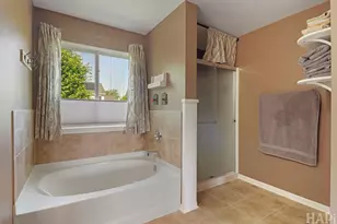 462 E Amberside Dr, Elgin, IL 60124 - Photo 22