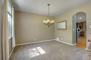 462 E Amberside Dr, Elgin, IL 60124 - Photo 12
