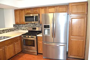 1609 Orchard Ave, Schaumburg, IL 60193 - Photo 4