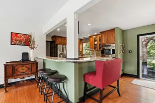11S560 Whittington Ln, Naperville, IL 60564 - Photo 6