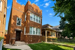 5536 N Spaulding Ave, Chicago, IL 60625 - Photo 1
