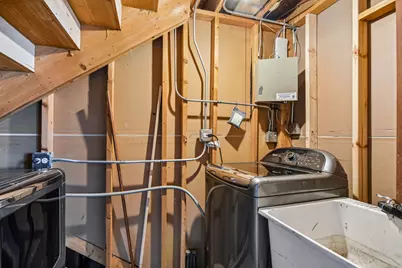 2011 Sunset Court, Zion, IL 60099 - Photo 22