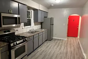714 Helmholz Ave, Waukegan, IL 60085 - Photo 8