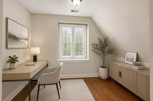 706 N Ellsworth St, Naperville, IL 60563 - Photo 44