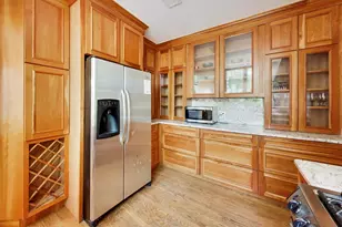 5898 N Caldwell Ave, Chicago, IL 60646 - Photo 14